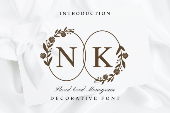 Floral Oval Monogram: A Stylish Font for Campaign Creativity